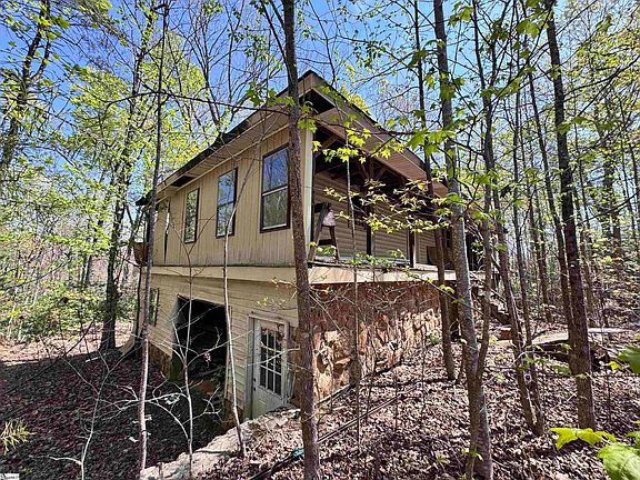 5th image of 239 Sweetbriar Way