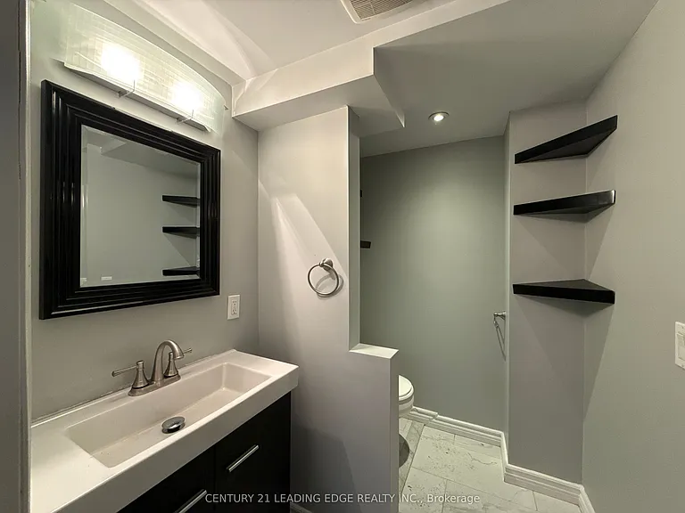 303 Wilson Rd N — Photo 16