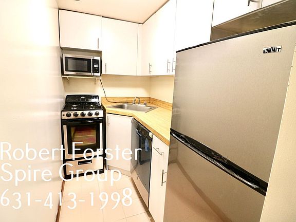 2nd image of 126 W 74th St #2BS