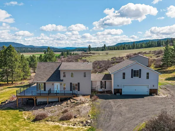 17619 N South Bank Rd, Nine Mile Falls, WA 99026