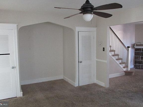 4th image of 360 Lakeview Ave