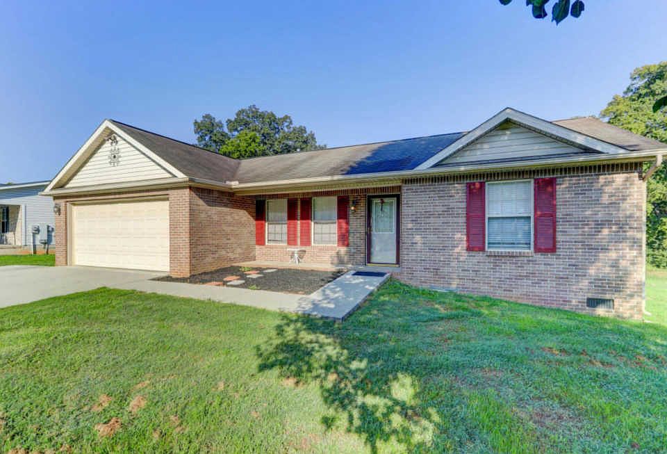 1st image of 4609 Daisy Mae Ln