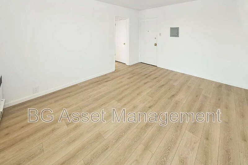 1 bed, 1.0 bath, 550 sqft, $1,425 — Photo 3