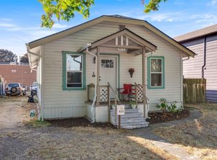 911 16th Avenue, Longview, WA 98632