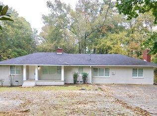 6686 S Sweetwater Rd, Lithia Springs, GA 30122