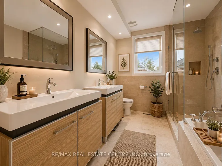 49 Bronte St S — Photo 7