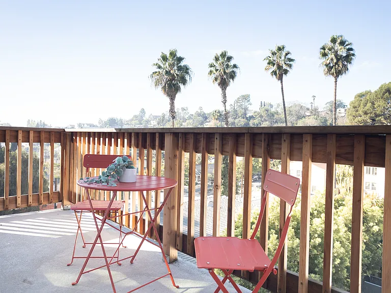 2210 3/4 Echo Park Ave — Photo 21