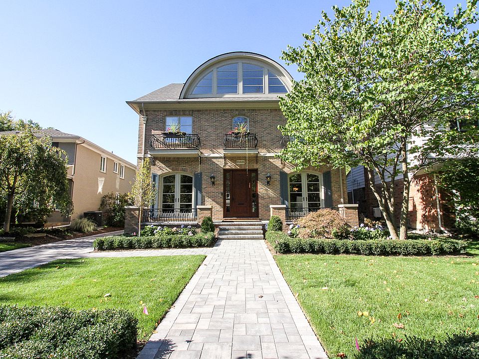1st image of 25525 Hereford Dr