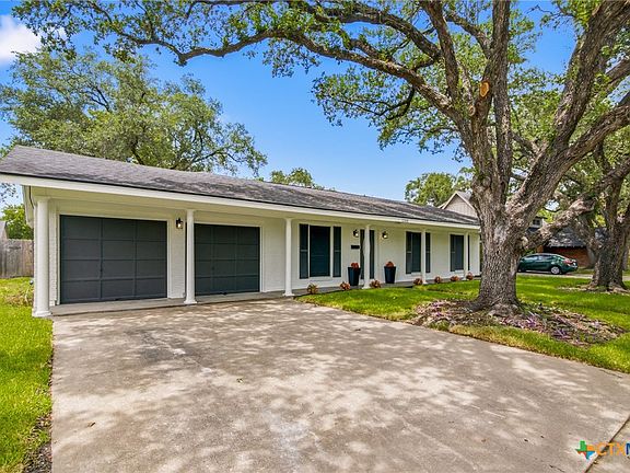 4th image of 2308 E Loma Vista Ave