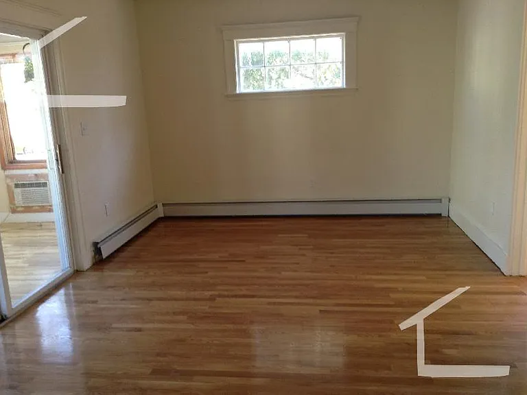 1 Side of Living Room