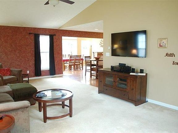 4th image of 7124 Summerhill Dr