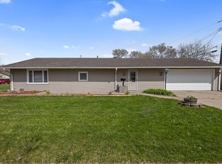 2404 River Dr, Highland, IN 46322