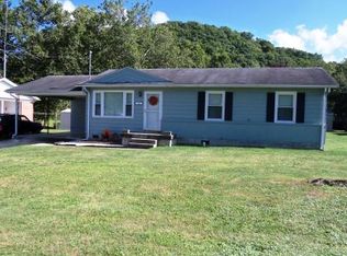 410 Ridgeway Dr, Bluefield, VA 24605