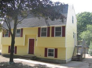 12 Edgbaston St, Billerica, MA 01821