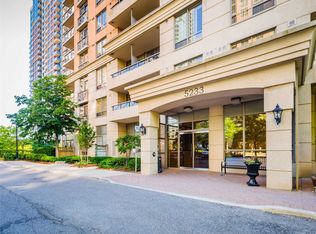 5233 Dundas St W #226, Toronto, ON