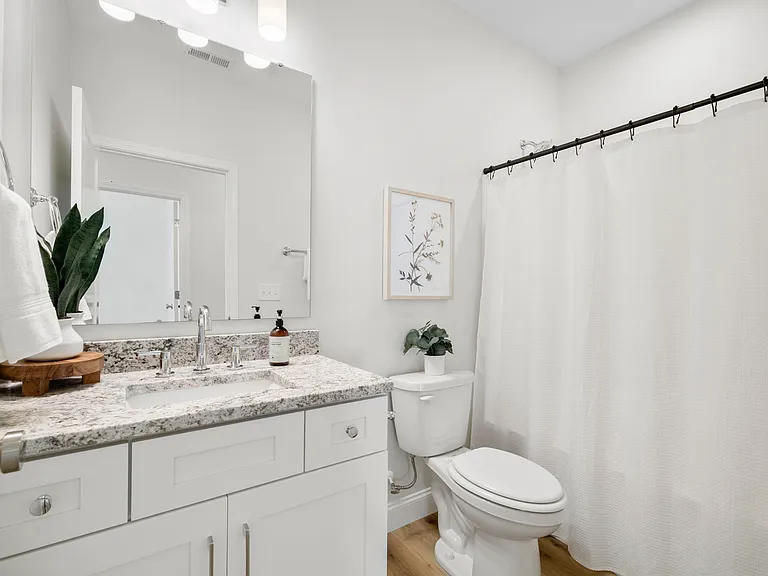 4015 Old Brooks Ct — Photo 10