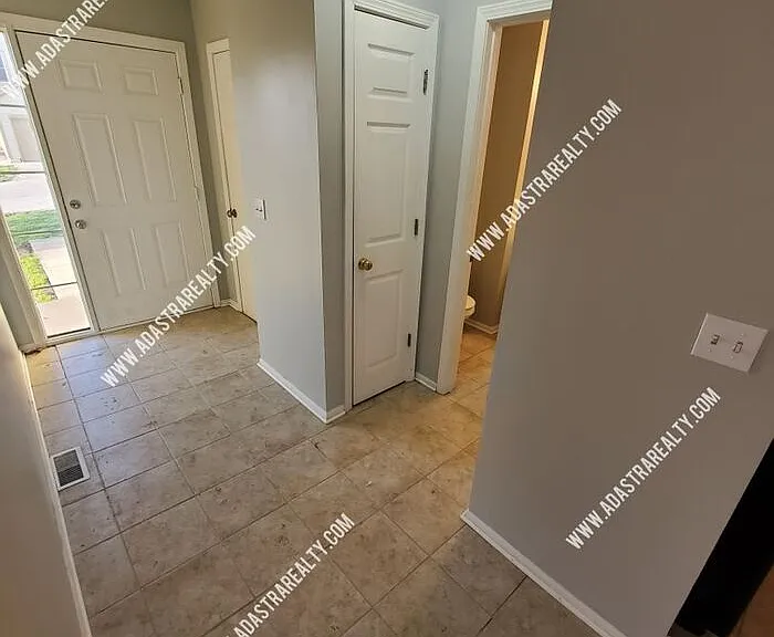 304 N 9th St #B — Photo 4