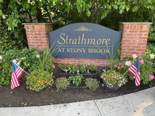 4 Shadetree Court, Stony Brook, NY 11790