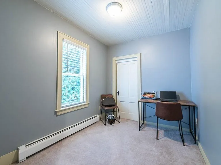 4 Elm St #1 — Photo 8