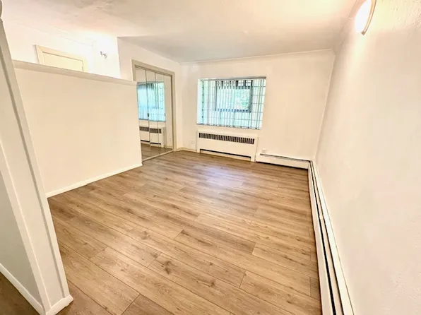 (undisclosed Address), Cortlandt Manor, NY 10567