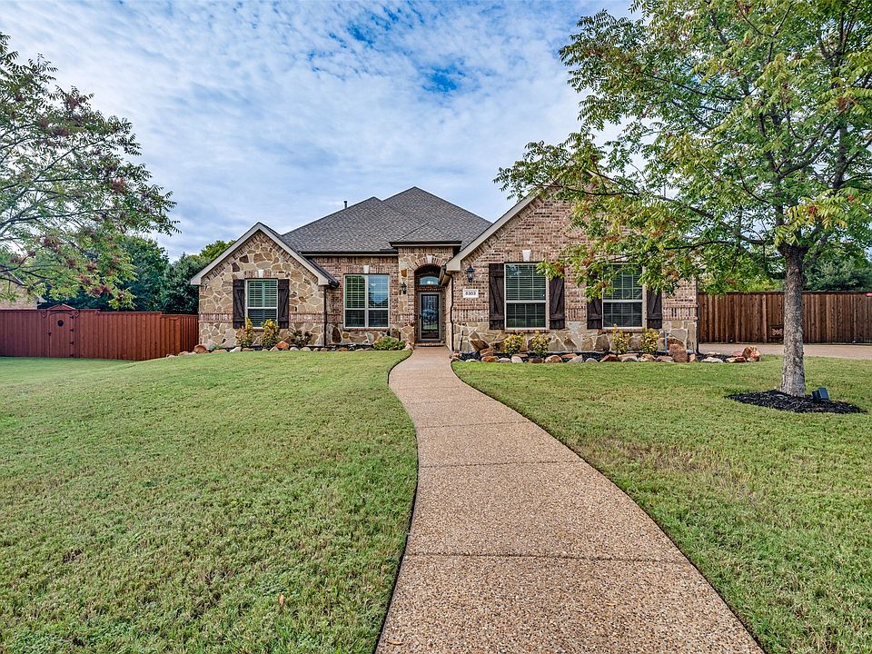 1st image of 8303 Lake Valley Ct