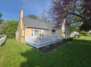 38 Carter Rd, Geneva, NY 14456