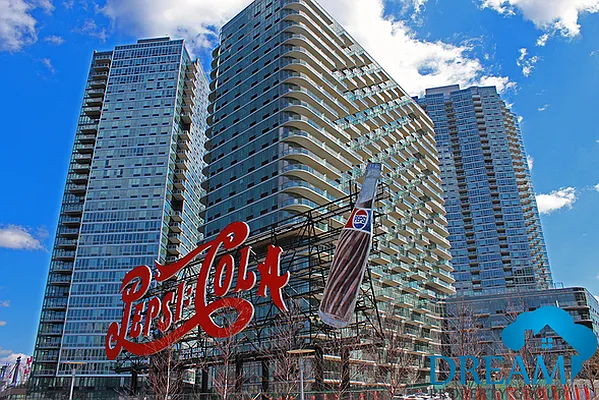 Rented by Dream Property Group LLC | media 10