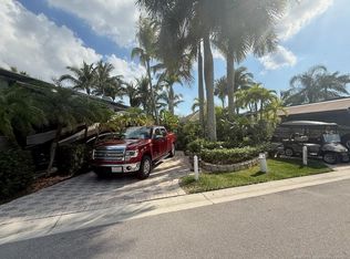 413 NW Chipshot Ln, Port Saint Lucie, FL 34986