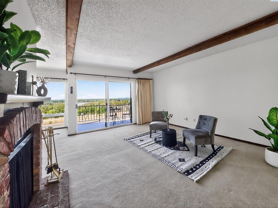 1st image of 2401 W Canal Dr #D-1