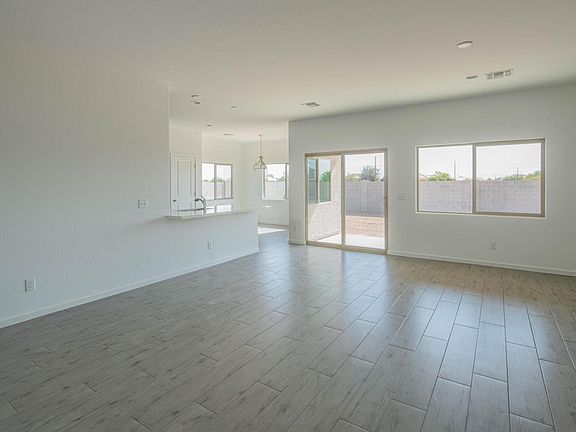 5th image of 5630 E Red Bird Ln