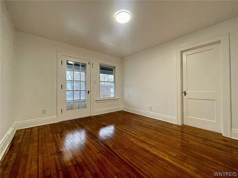 434 23rd St #UPPER — Photo 12