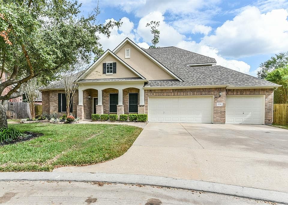 1st image of 15519 Northlake Forest Dr