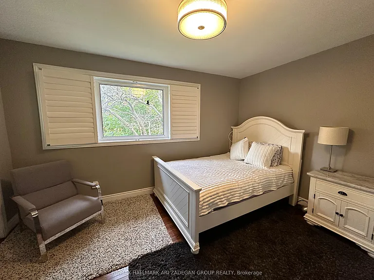 290 Gretel Dr — Photo 10