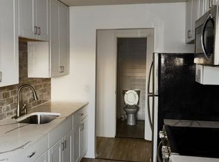 10 N James St, Peekskill, NY 10566