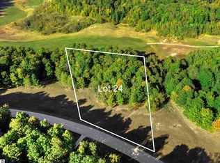 24 Heather Ridge Trl, Beulah, MI 49617