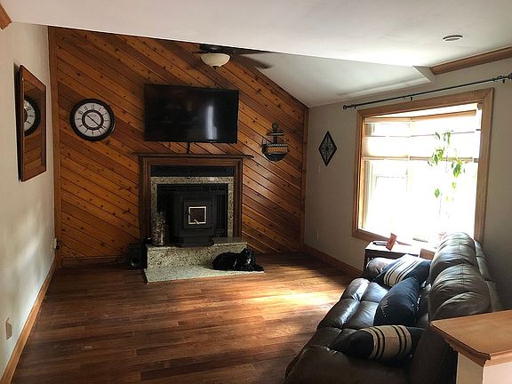 Kitchen to Family Room