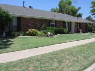 1357 Oswego Dr, Yukon, OK 73099