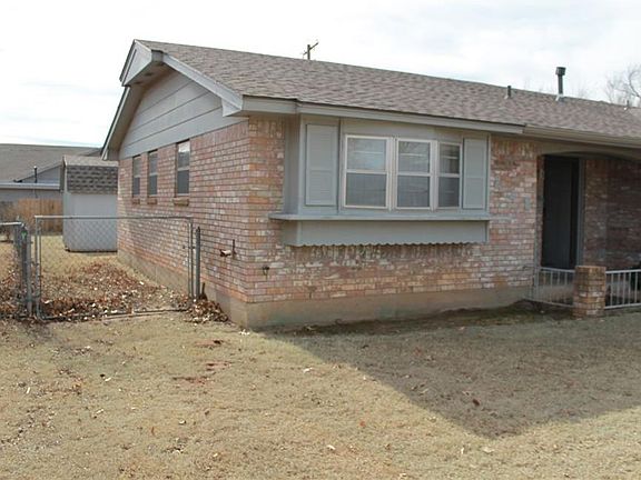 2nd image of 4228 Corbett Dr