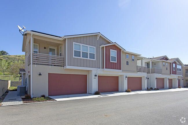 1st image of 545 Sertoma Way #33