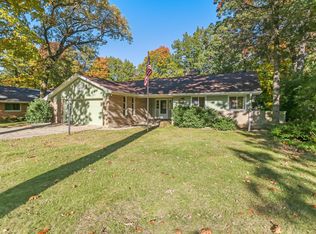 1513 Crabapple Dr, Racine, WI 53405