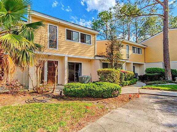 2nd image of 7785 Point Vicente Ct