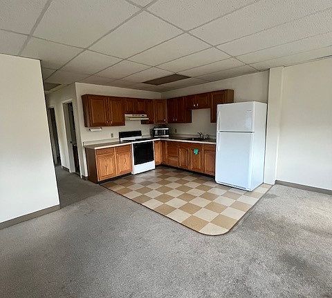 3rd image of 7 Charlotte St #1