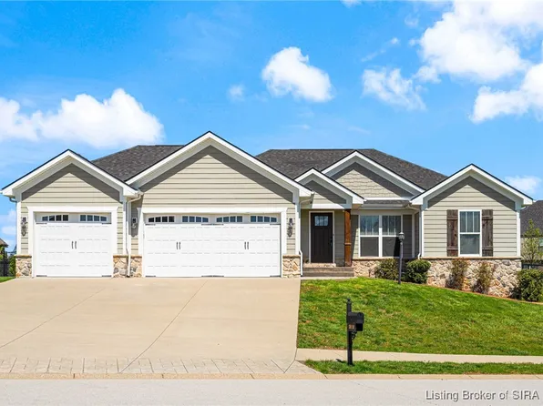 3010 Crystal Lake Drive, Jeffersonville, IN 47130