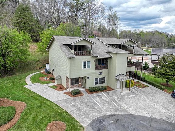 2nd image of 1729A Watercrest Way