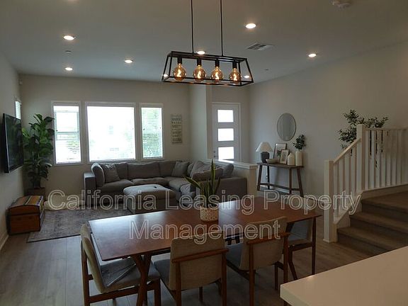 4th image of 27249 Red Willow Ct