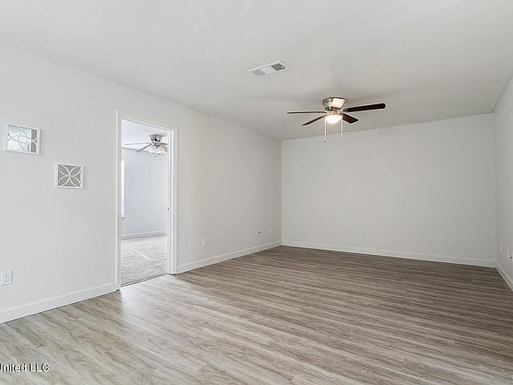 2nd image of 15516 Quail Creek Cv