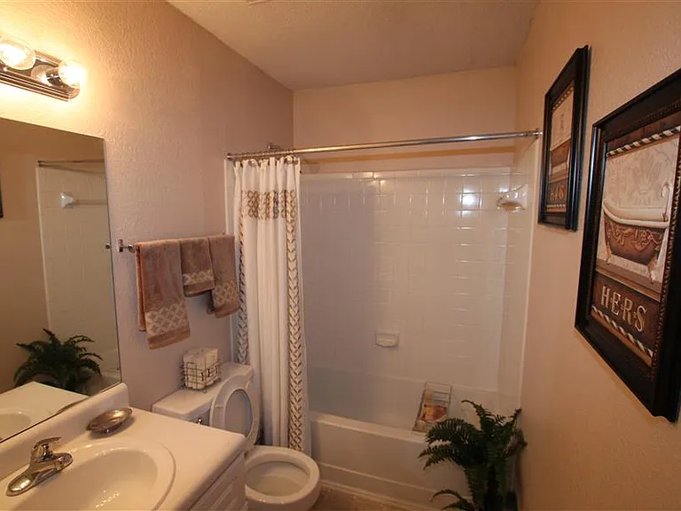 The Ethans Apartments — Photo 48