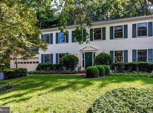 1311 Quail Ridge Dr, Reston, VA 20194