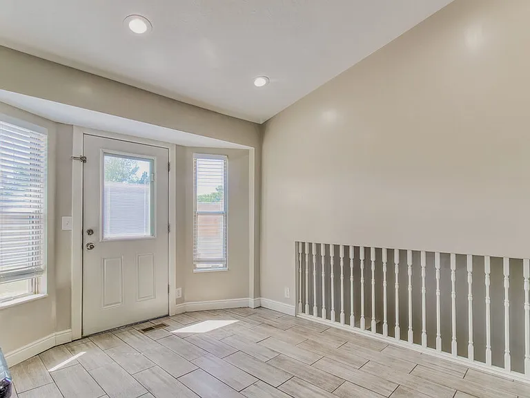 8492 S Merrick Ct — Photo 8