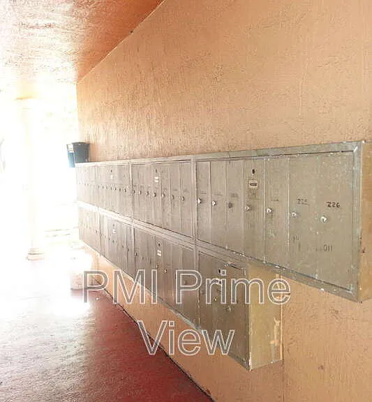 1245 W 24th St #208 — Photo 23